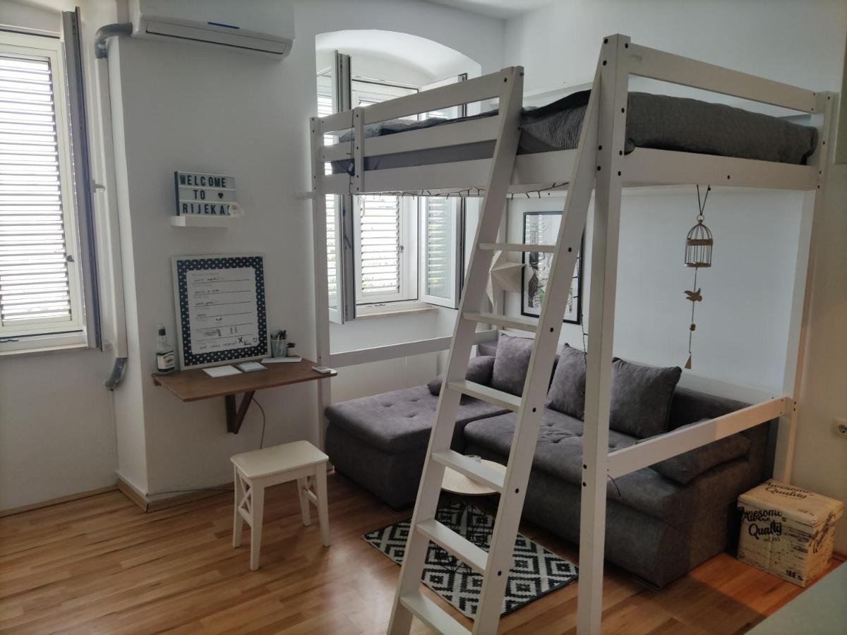 Studio Apartment Kontiki ริเยกา ภายนอก รูปภาพ