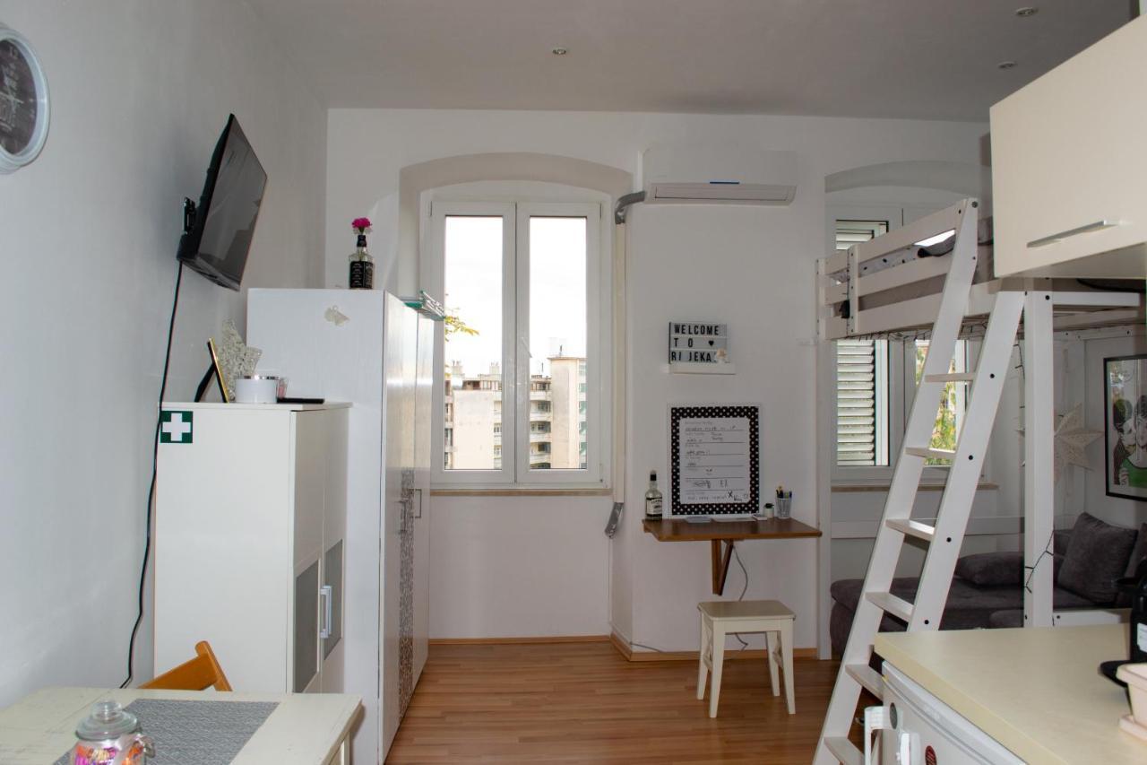 Studio Apartment Kontiki ริเยกา ภายนอก รูปภาพ