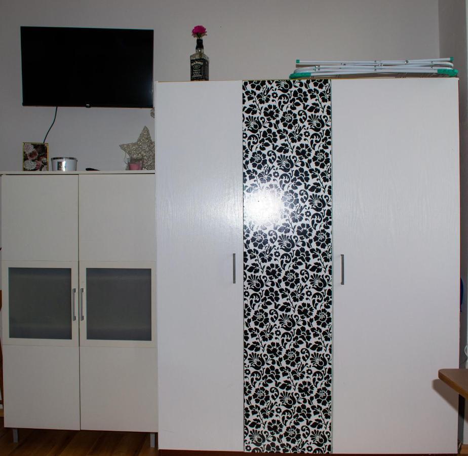 Studio Apartment Kontiki ริเยกา ภายนอก รูปภาพ